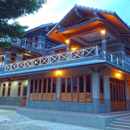 Baan Siriporn Resort - โรงแรมบ้านศิริพร รีสอร์ท Samut Songkhram Exterior foto