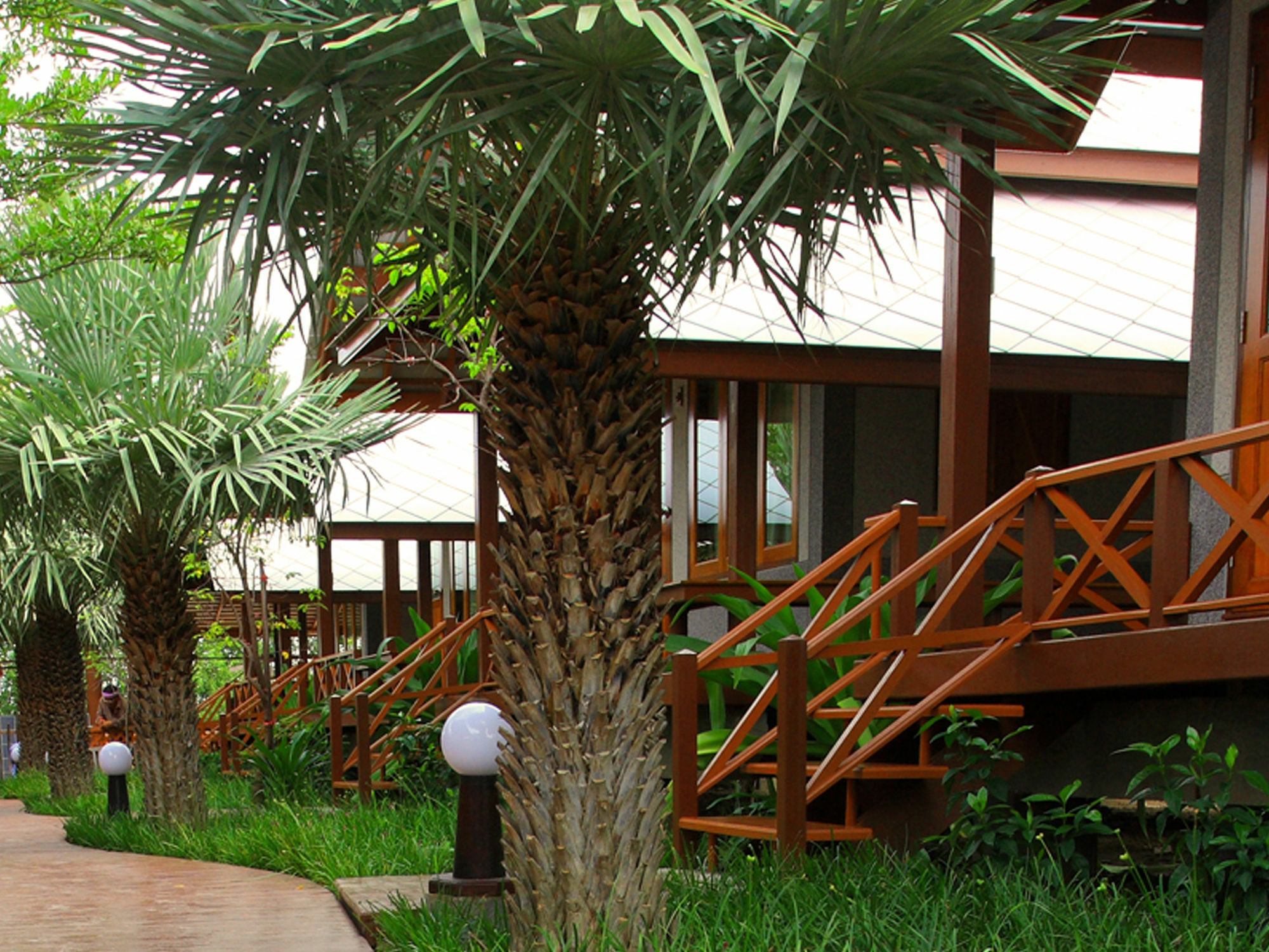 Baan Siriporn Resort - โรงแรมบ้านศิริพร รีสอร์ท Samut Songkhram Exterior foto